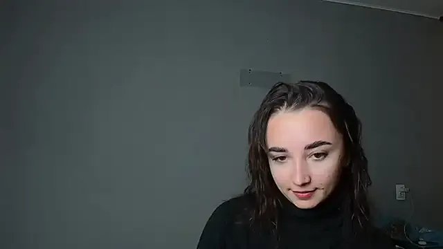 Eva_Gloryy on StripChat