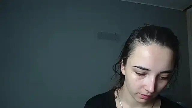 Eva_Gloryy on StripChat