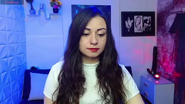 Eva_Roussell on StripChat