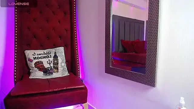 EvaGoddess_ on StripChat