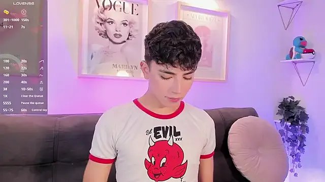 evan_voss on StripChat