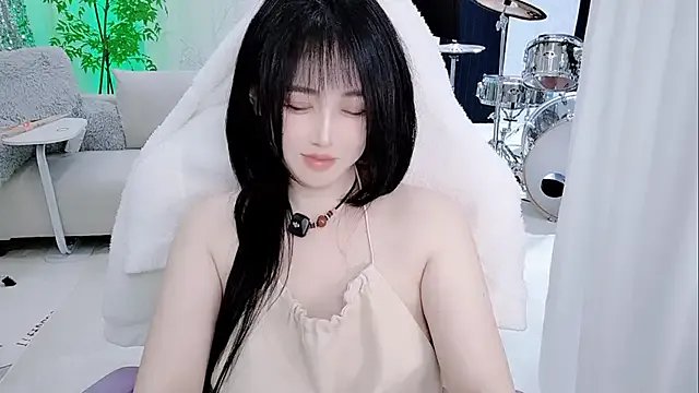 Evangelin-e on StripChat