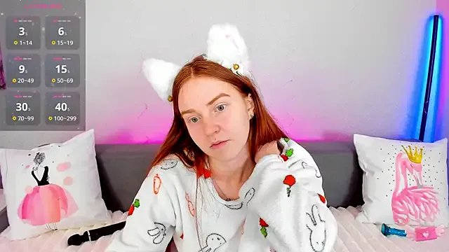 Evarey_ on StripChat