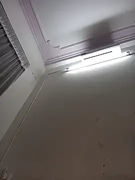 ezabel- on StripChat