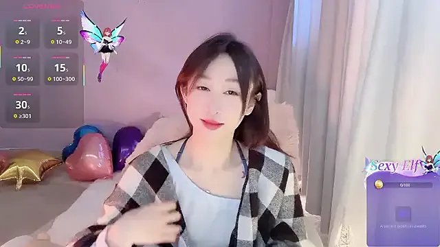 Fayebae_11 on StripChat