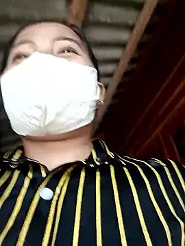 felicity_chloe on StripChat