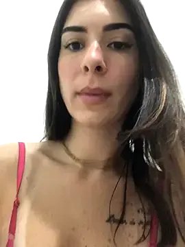 fer-nanda on StripChat