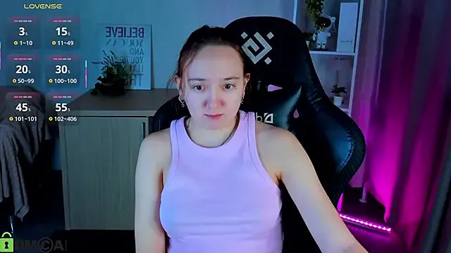 Fera1_Berry on StripChat