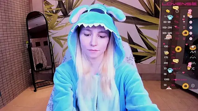 fleximona on StripChat