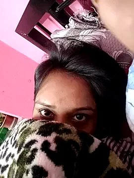 floraqueen2169 on StripChat