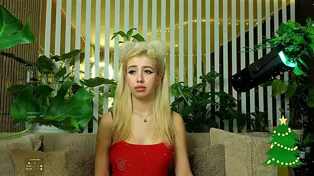 FlowweerGirl on StripChat