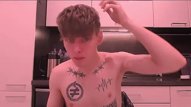 Fredd_Xanders on StripChat