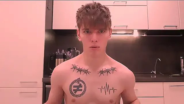 Fredd_Xanders on StripChat