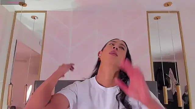 GabyPetit on StripChat