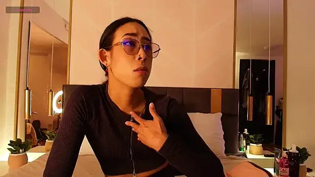 GabyPetit on StripChat