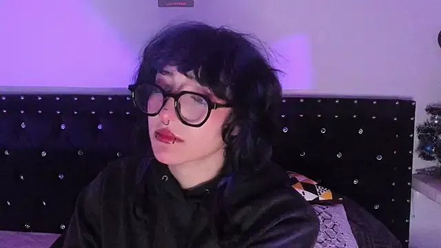 Ghosty_Doll on StripChat