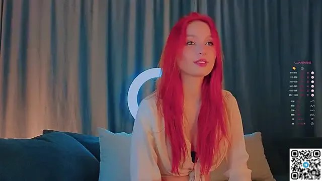 GildedKitten on StripChat