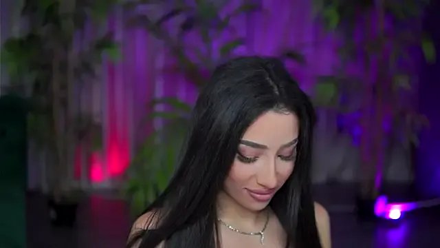 GinaValentinna on StripChat