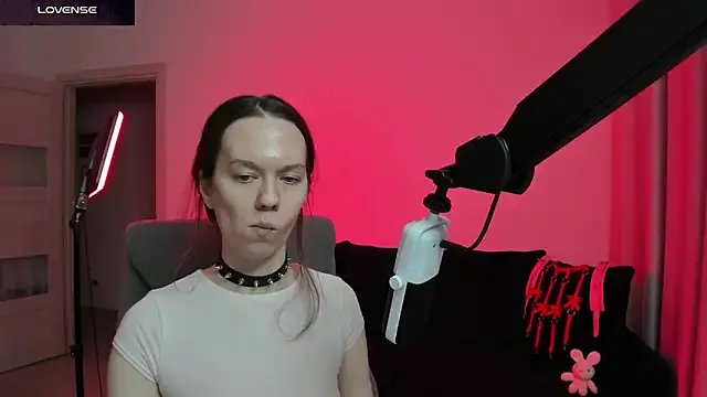 Goddess_of_Fertility — Goal: sexy dance in leggins ;)