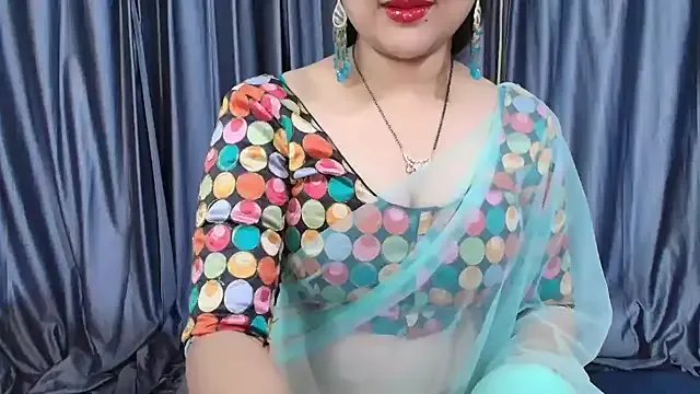 goldiwets on StripChat