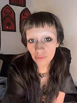 Gothbabbi on StripChat