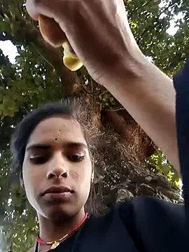 Gulika_Doshi on StripChat