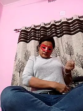 Gullapi on StripChat