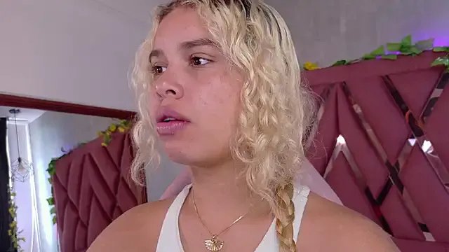 Haelycute on StripChat