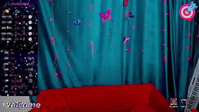 Haley_Nikki on StripChat