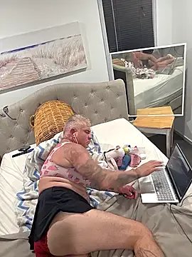 Handsolo_porn — Freechat on StripChat