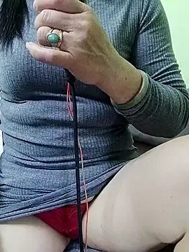 Hangem111 on StripChat