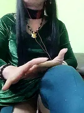 Hangem111 on StripChat