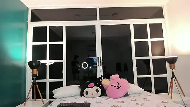 harimoon1 on StripChat