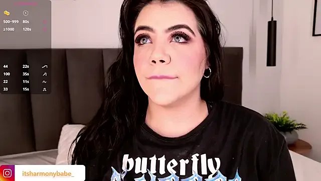 Harmonybabe_ on StripChat