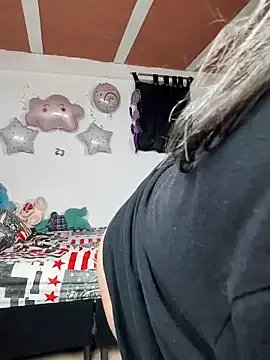 harper_ks on StripChat