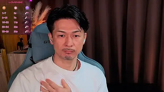 HARU_STRIKE on StripChat