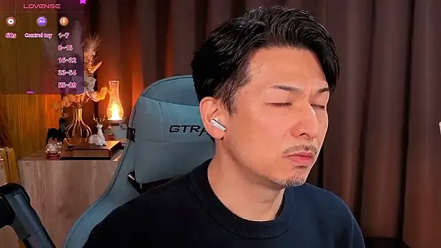 HARU_STRIKE on StripChat