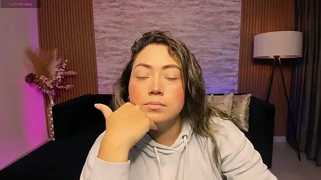 heidy_johns on StripChat