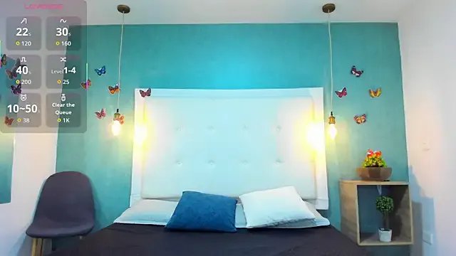 Heidy_milf on StripChat