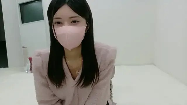 honochan_v — Freechat on StripChat