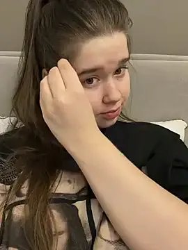 HornyGirlH — Freechat on StripChat