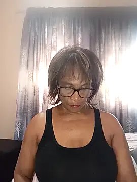 Hotgrannyx on StripChat