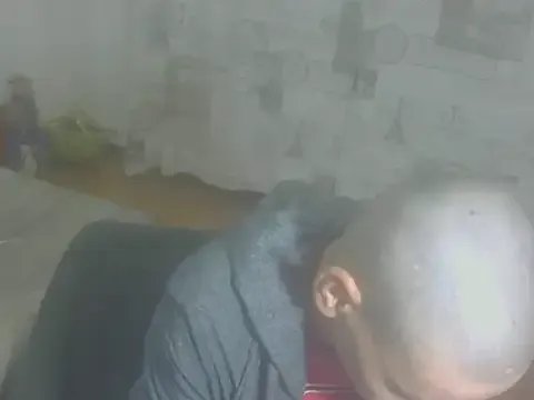 hotSANDRA_STARR on StripChat