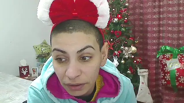 hotSANDRA_STARR on StripChat