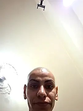 hotSANDRA_STARR on StripChat