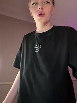 HugeBoobsAlice — FUCK PUSSY ON STREET