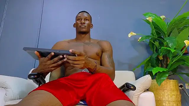 hunter_biggest on StripChat