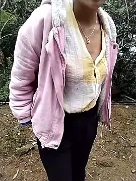 iam-eli on StripChat