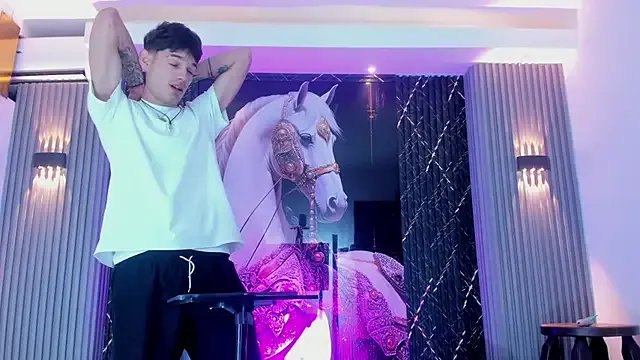 Iam_Steven on StripChat