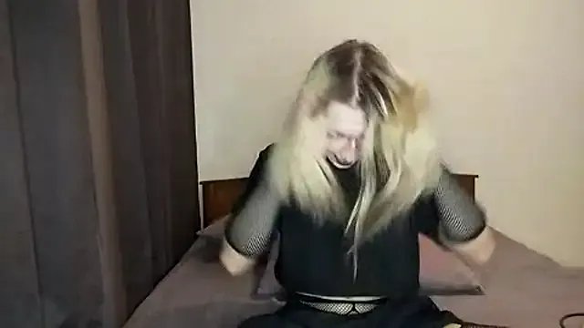 icebenz on StripChat